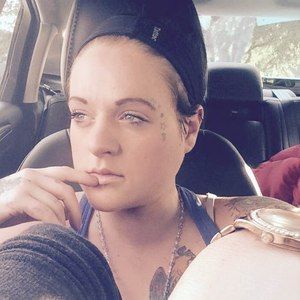 Meet your Posher, Kay